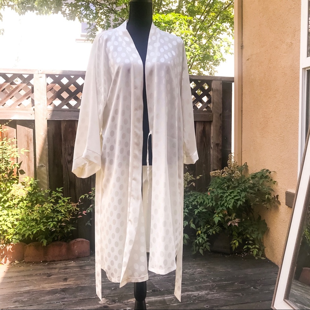 Vintage Off White Silk Kimono from Mon Petit Chou